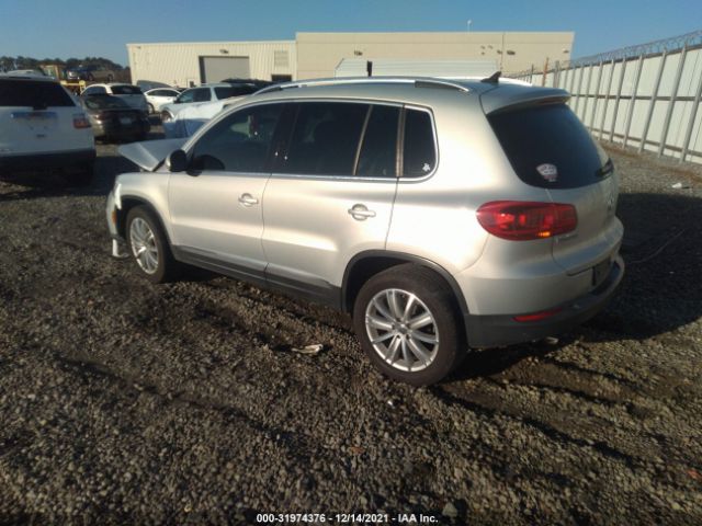 Photo 2 VIN: WVGAV7AX8FW555936 - VOLKSWAGEN TIGUAN 