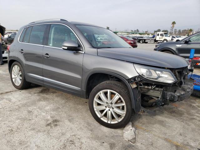 Photo 3 VIN: WVGAV7AX8GW516846 - VOLKSWAGEN TIGUAN 