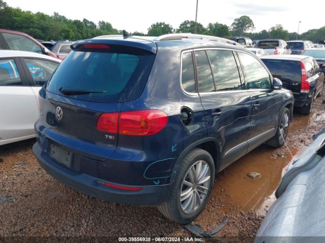 Photo 3 VIN: WVGAV7AX8GW565125 - VOLKSWAGEN TIGUAN 