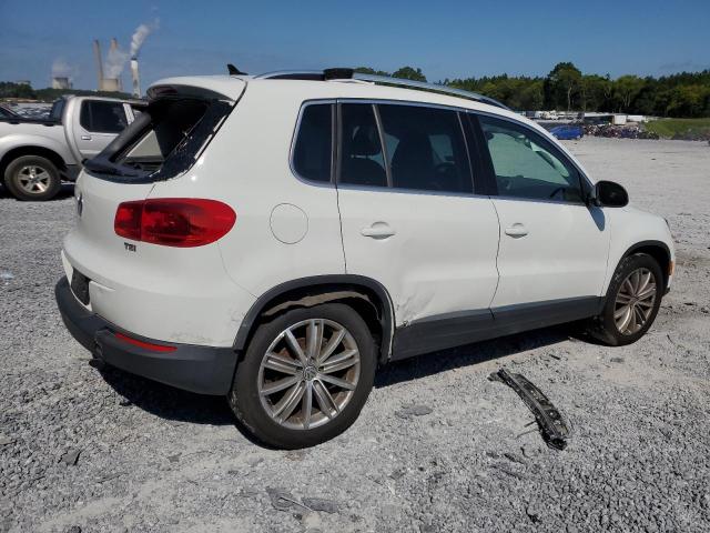 Photo 2 VIN: WVGAV7AX8GW579798 - VOLKSWAGEN TIGUAN 