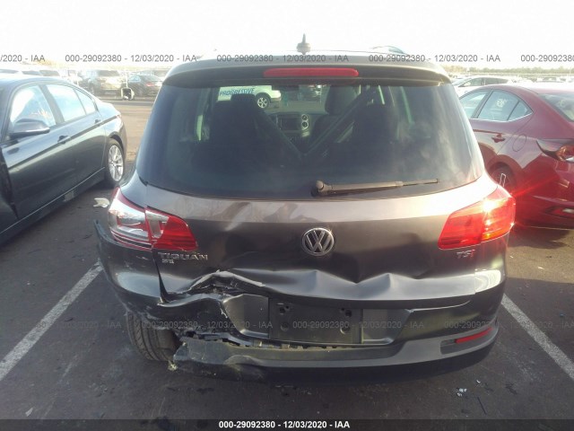 Photo 5 VIN: WVGAV7AX8GW588355 - VOLKSWAGEN TIGUAN 