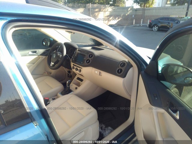 Photo 4 VIN: WVGAV7AX8HK014802 - VOLKSWAGEN TIGUAN 