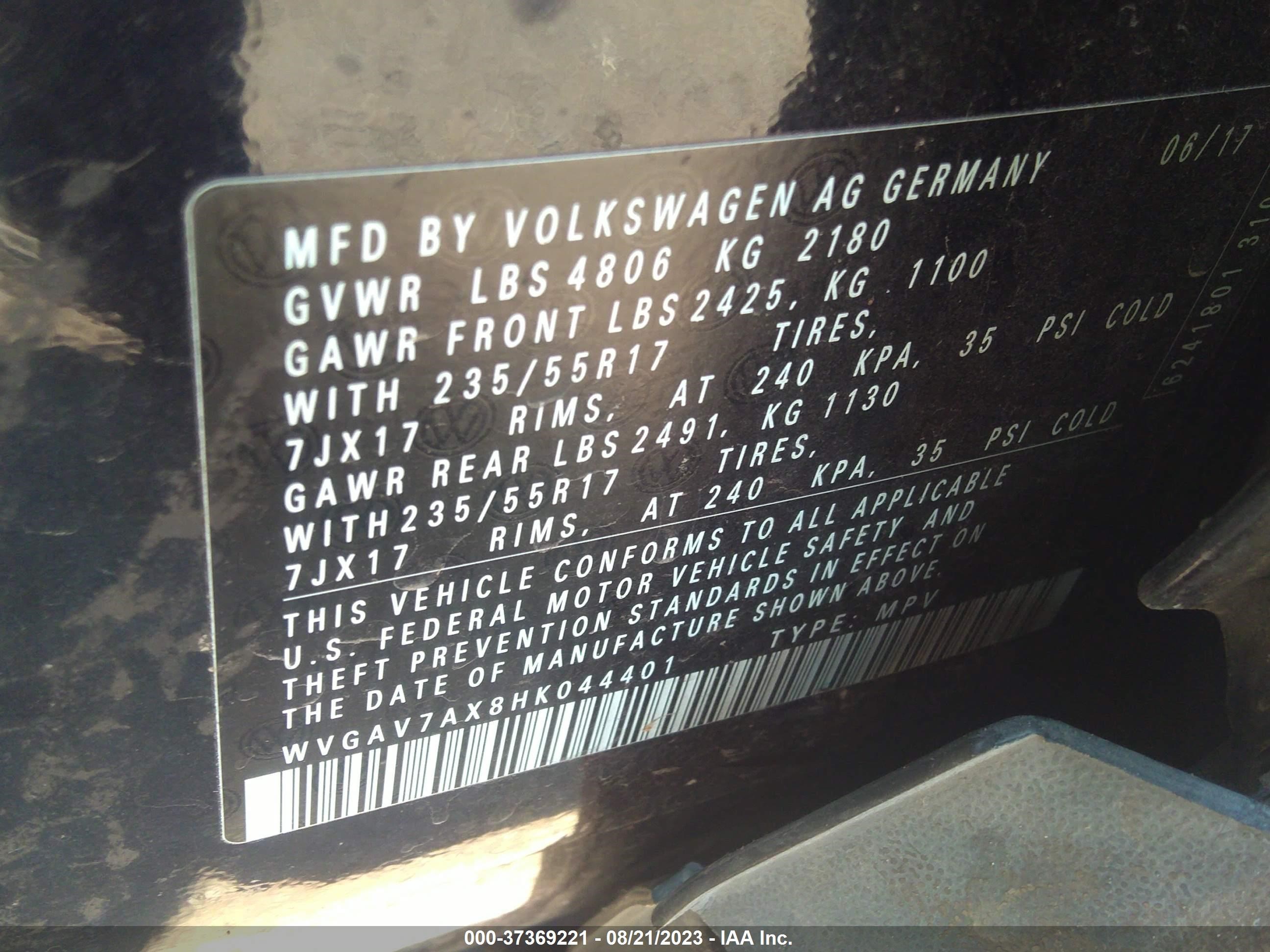 Photo 8 VIN: WVGAV7AX8HK044401 - VOLKSWAGEN TIGUAN 