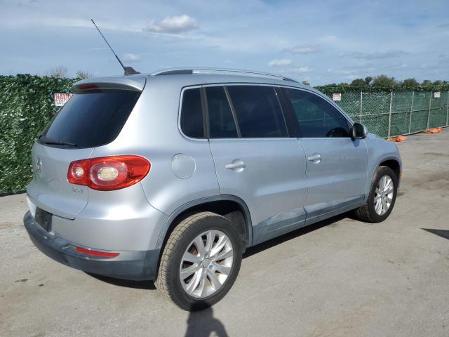 Photo 2 VIN: WVGAV7AX9AW508424 - VOLKSWAGEN TIGUAN 