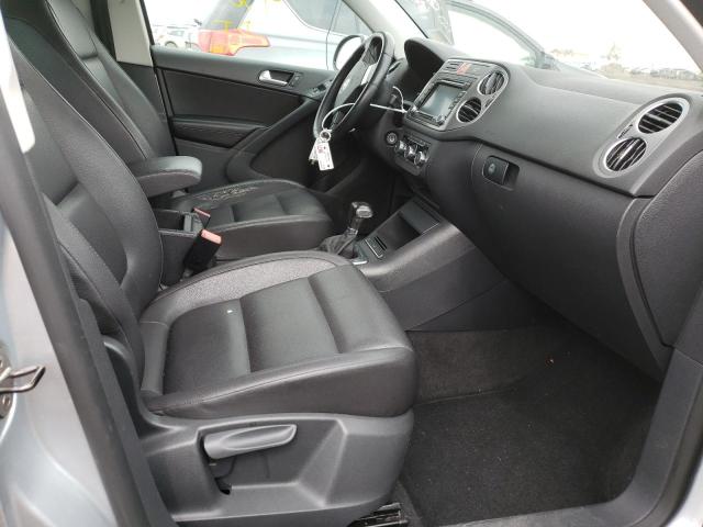 Photo 4 VIN: WVGAV7AX9AW513820 - VOLKSWAGEN TIGUAN S 