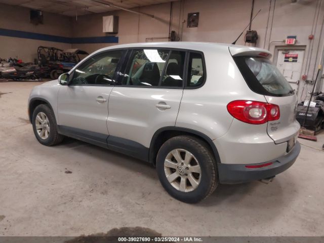 Photo 2 VIN: WVGAV7AX9AW518323 - VOLKSWAGEN TIGUAN 