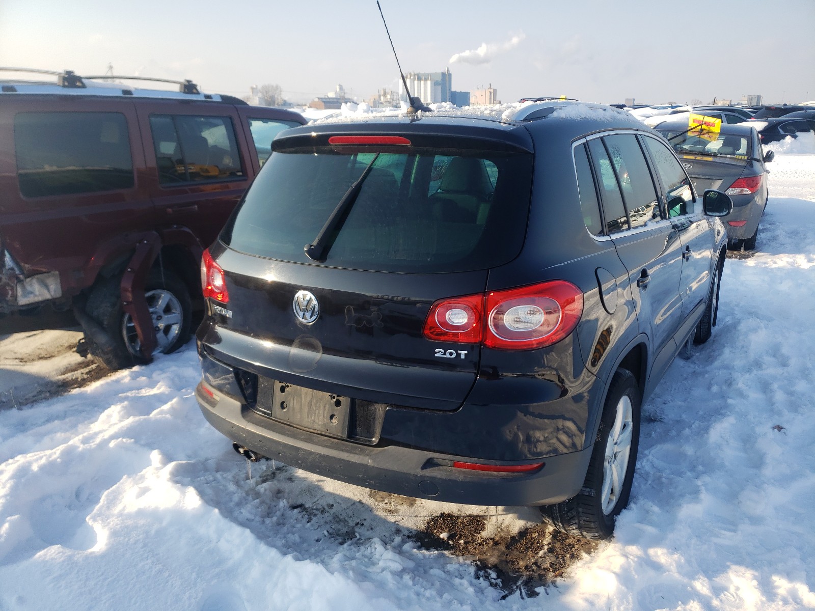 Photo 3 VIN: WVGAV7AX9AW531962 - VOLKSWAGEN TIGUAN 