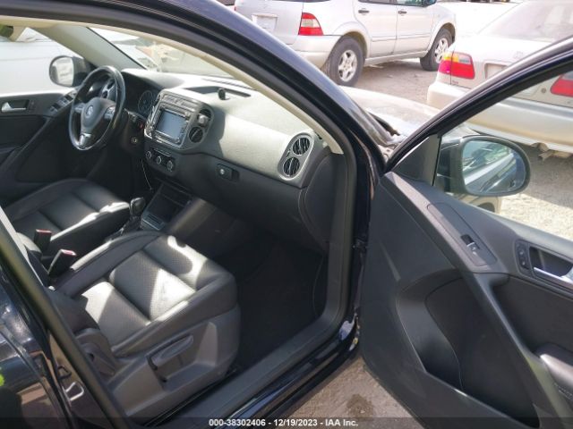 Photo 4 VIN: WVGAV7AX9CW532189 - VOLKSWAGEN TIGUAN 