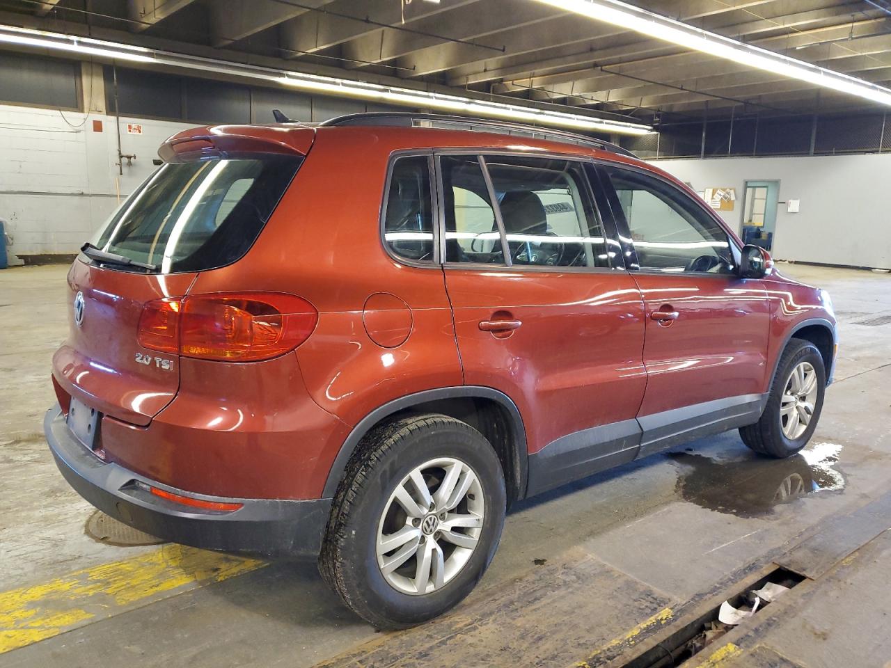 Photo 2 VIN: WVGAV7AX9FW073525 - VOLKSWAGEN TIGUAN 