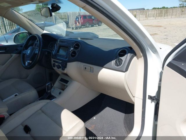 Photo 4 VIN: WVGAV7AX9GW519190 - VOLKSWAGEN TIGUAN 