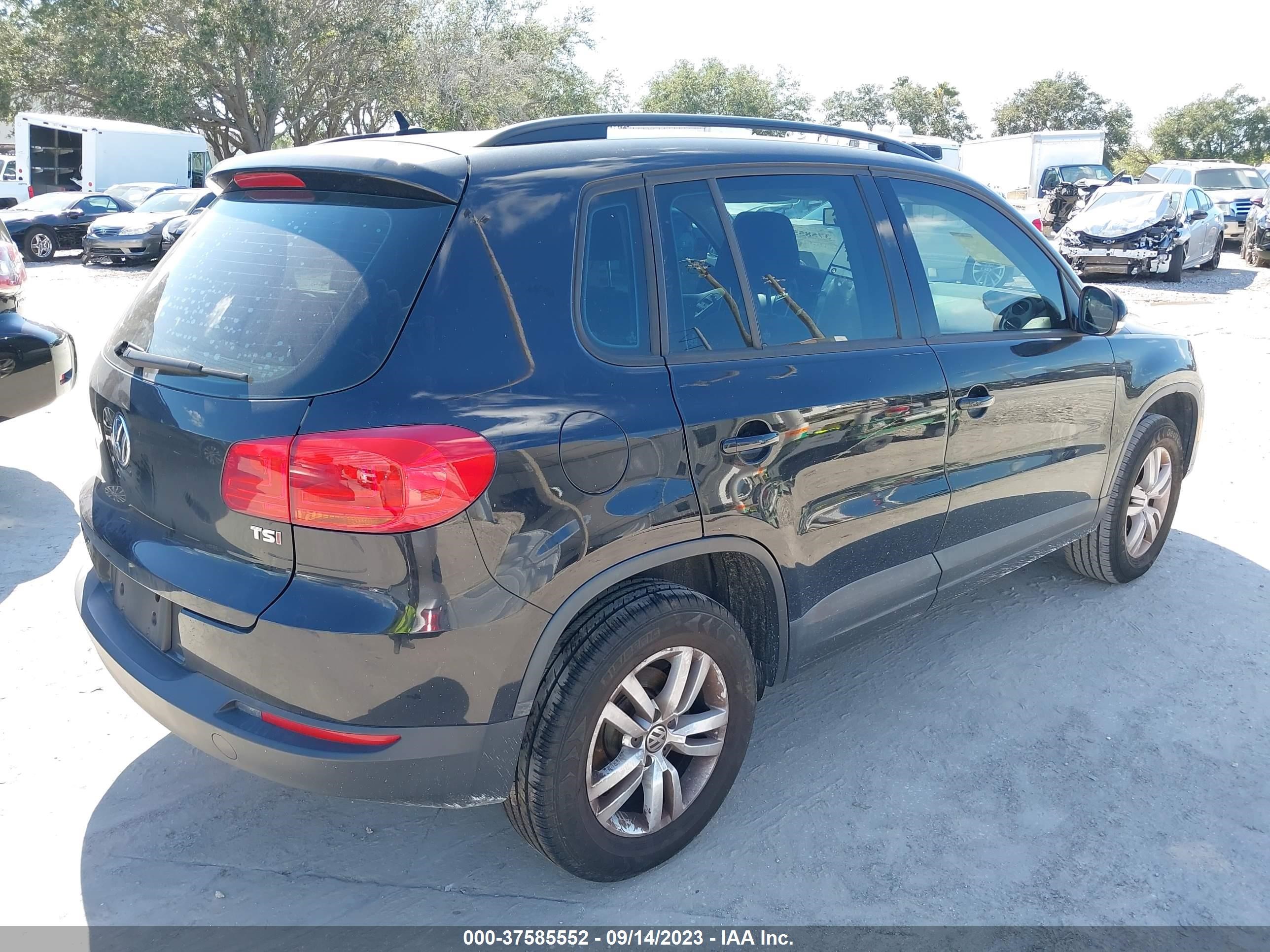 Photo 3 VIN: WVGAV7AX9GW542291 - VOLKSWAGEN TIGUAN 