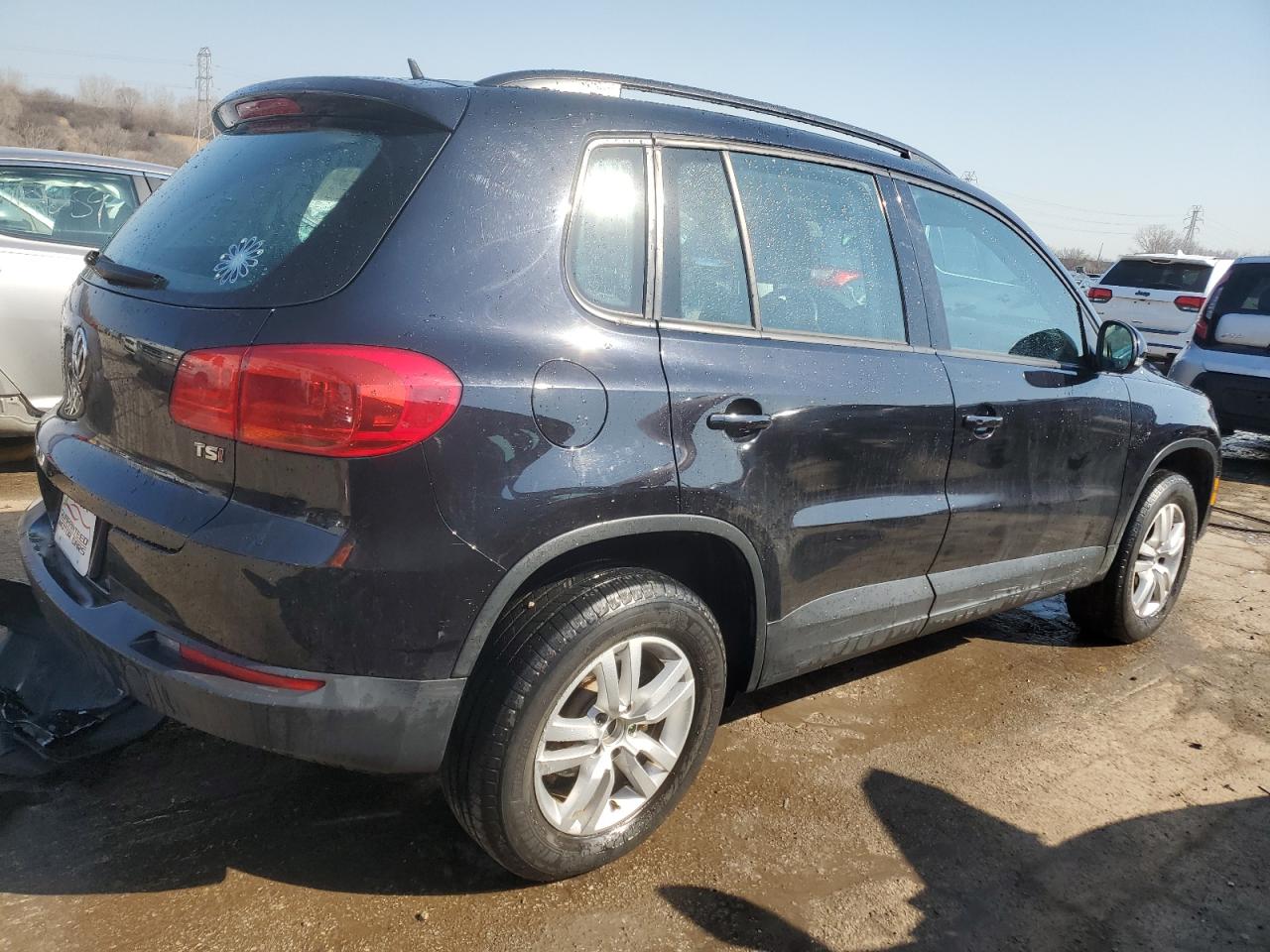 Photo 2 VIN: WVGAV7AX9GW580751 - VOLKSWAGEN TIGUAN 