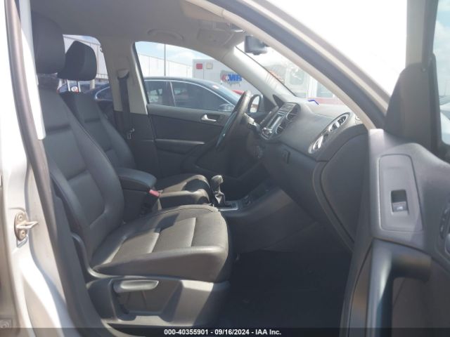 Photo 4 VIN: WVGAV7AX9GW596397 - VOLKSWAGEN TIGUAN 