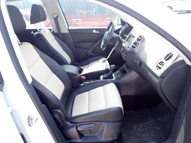 Photo 4 VIN: WVGAV7AX9GW602053 - VOLKSWAGEN TIGUAN 