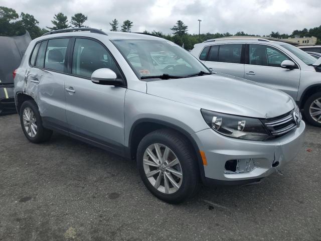 Photo 3 VIN: WVGAV7AX9JK002888 - VOLKSWAGEN TIGUAN LIM 