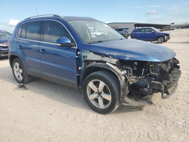 Photo 3 VIN: WVGAV7AXXAW002665 - VOLKSWAGEN TIGUAN S 