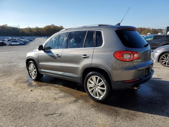 Photo 1 VIN: WVGAV7AXXAW500784 - VOLKSWAGEN TIGUAN S 