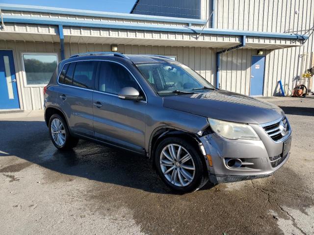 Photo 3 VIN: WVGAV7AXXAW500784 - VOLKSWAGEN TIGUAN S 