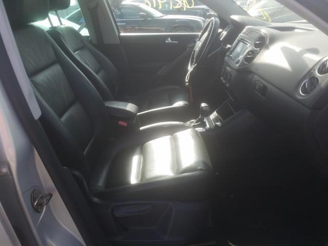 Photo 4 VIN: WVGAV7AXXAW510408 - VOLKSWAGEN TIGUAN S 