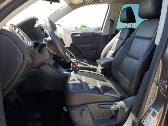 Photo 6 VIN: WVGAV7AXXAW516080 - VOLKSWAGEN TIGUAN 