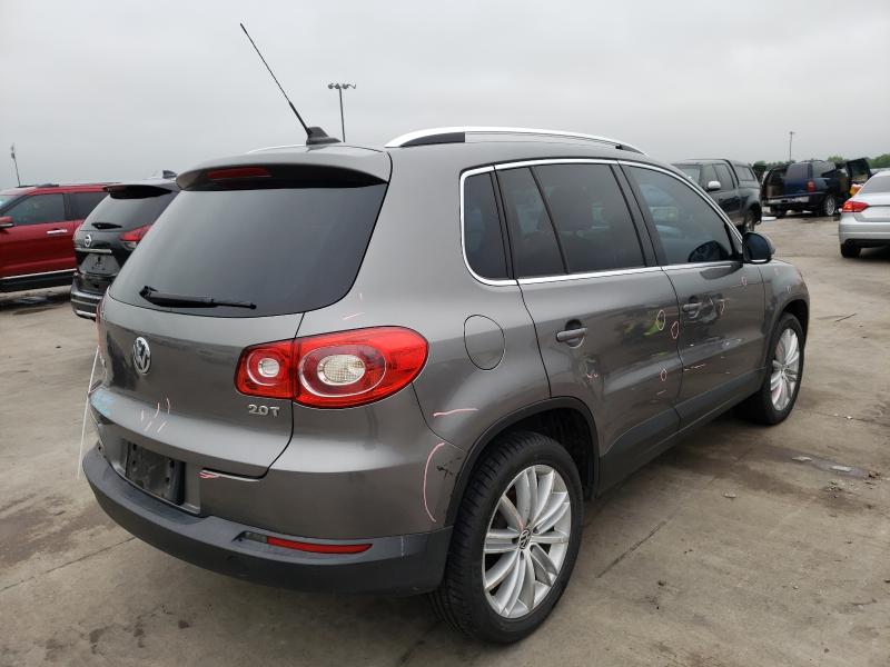 Photo 3 VIN: WVGAV7AXXAW532215 - VOLKSWAGEN TIGUAN S 