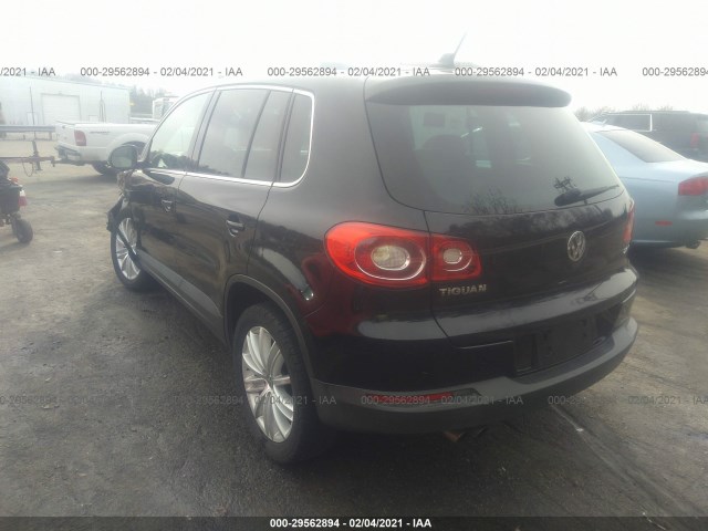 Photo 2 VIN: WVGAV7AXXBW503556 - VOLKSWAGEN TIGUAN 