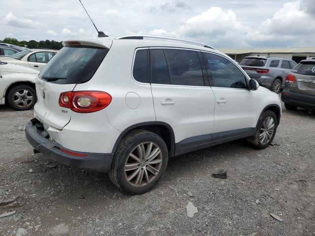 Photo 2 VIN: WVGAV7AXXBW551140 - VOLKSWAGEN TIGUAN 