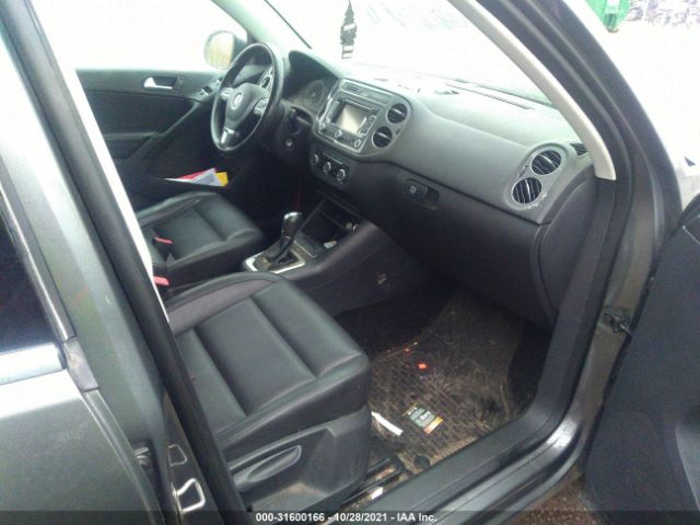 Photo 4 VIN: WVGAV7AXXCW002748 - VOLKSWAGEN TIGUAN 