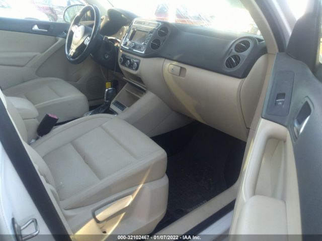 Photo 4 VIN: WVGAV7AXXCW530676 - VOLKSWAGEN TIGUAN 