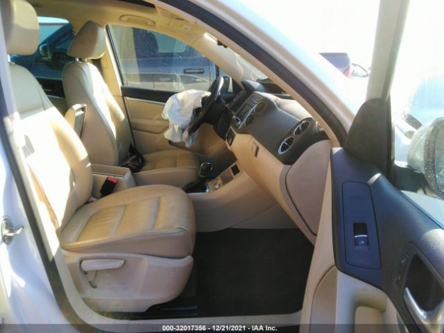 Photo 4 VIN: WVGAV7AXXCW553780 - VOLKSWAGEN TIGUAN 