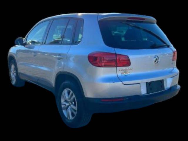 Photo 3 VIN: WVGAV7AXXCW586651 - VOLKSWAGEN TIGUAN 