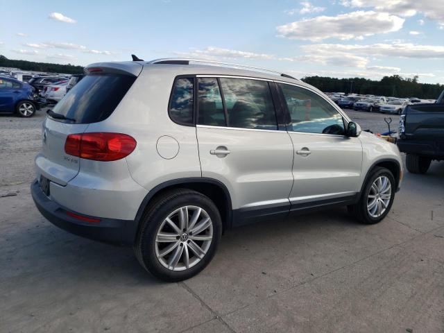 Photo 2 VIN: WVGAV7AXXCW590862 - VOLKSWAGEN TIGUAN 