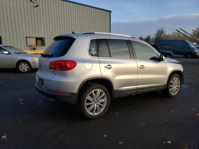 Photo 2 VIN: WVGAV7AXXGW522955 - VOLKSWAGEN TIGUAN S 