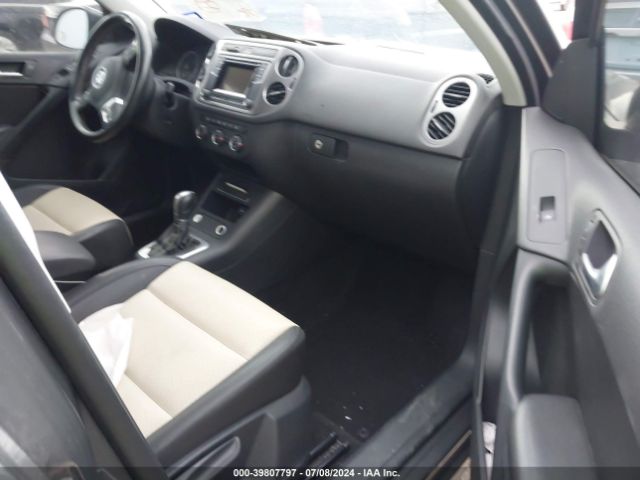 Photo 4 VIN: WVGAV7AXXGW584341 - VOLKSWAGEN TIGUAN 