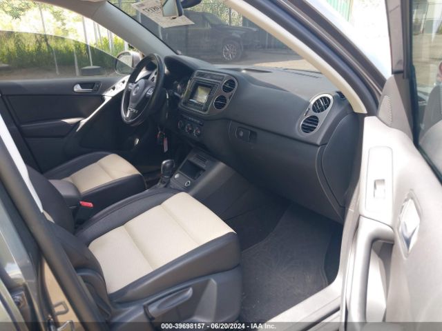 Photo 4 VIN: WVGAV7AXXGW591614 - VOLKSWAGEN TIGUAN 