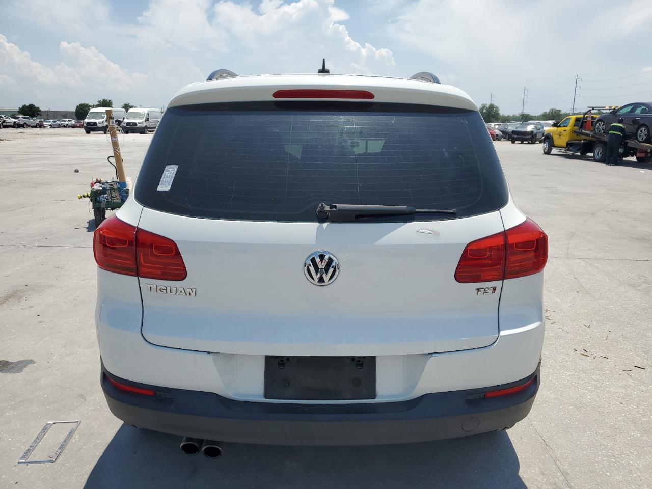 Photo 5 VIN: WVGAV7AXXGW601915 - VOLKSWAGEN TIGUAN 