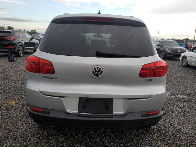 Photo 5 VIN: WVGAV7AXXHK022657 - VOLKSWAGEN TIGUAN S 