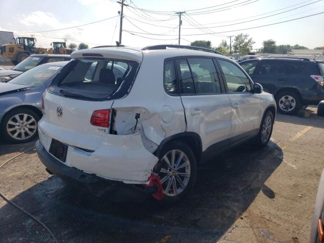 Photo 2 VIN: WVGAV7AXXHK047106 - VOLKSWAGEN TIGUAN 