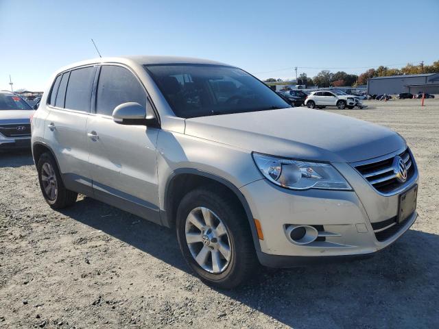 Photo 3 VIN: WVGAV9AX0AW510879 - VOLKSWAGEN TIGUAN 