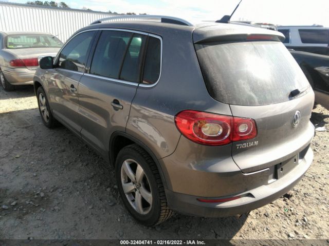 Photo 2 VIN: WVGAV9AX1AW526833 - VOLKSWAGEN TIGUAN 