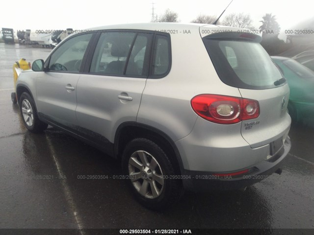 Photo 2 VIN: WVGAV9AX4AW511162 - VOLKSWAGEN TIGUAN 