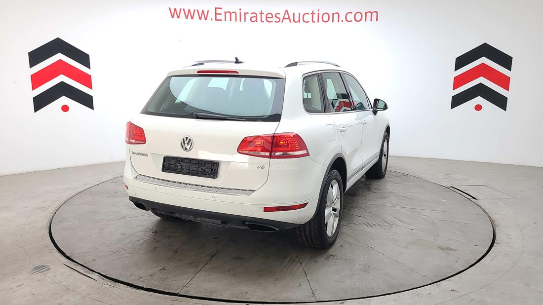 Photo 13 VIN: WVGBC2BP3DD001448 - VOLKSWAGEN TOUAREG 