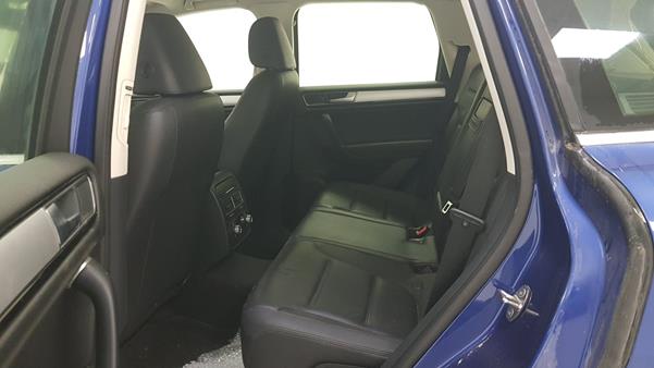 Photo 18 VIN: WVGBC2BP3GD002085 - VOLKSWAGEN TOUAREG 