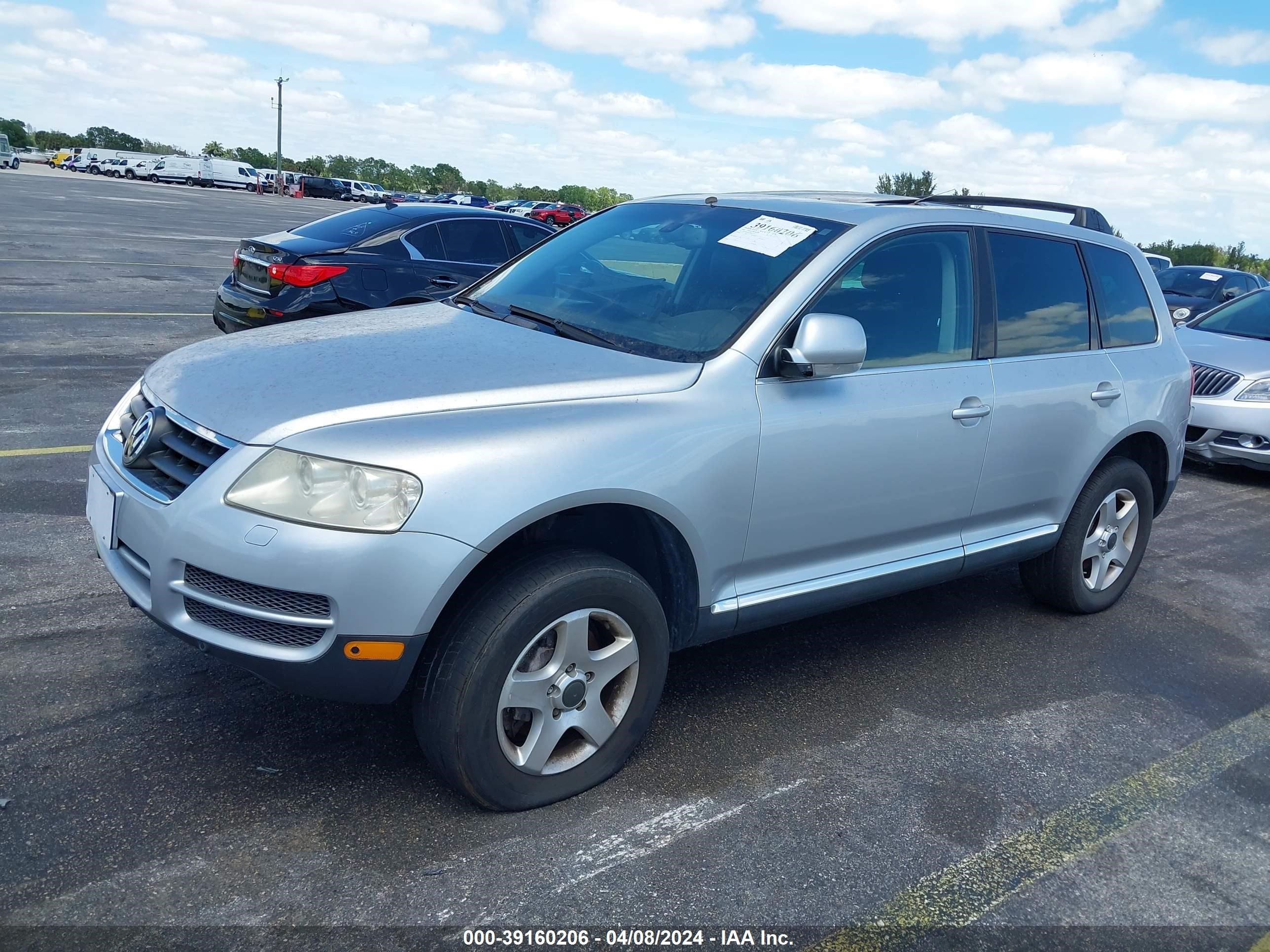 Photo 1 VIN: WVGBC67L54D017275 - VOLKSWAGEN TOUAREG 