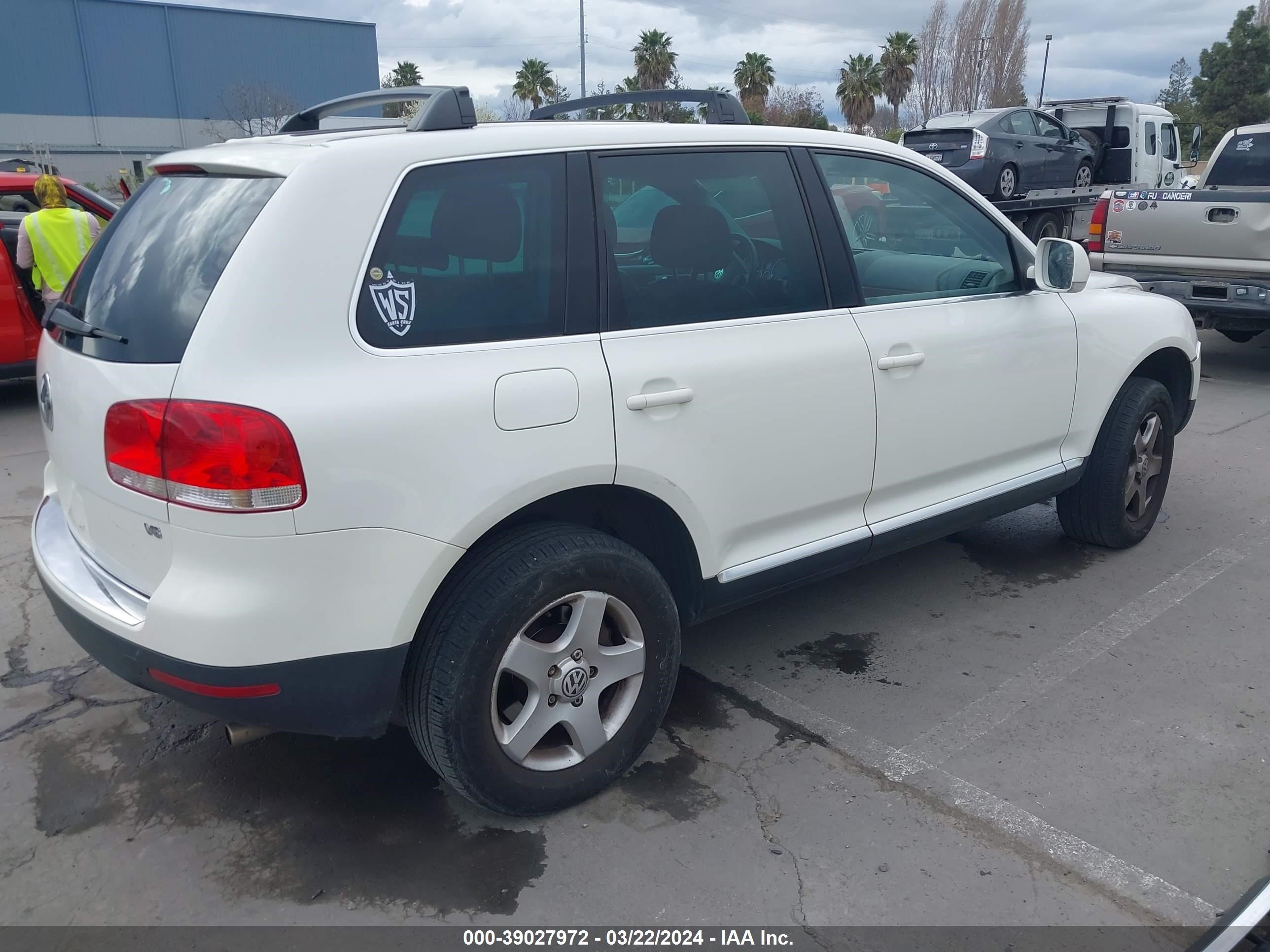 Photo 3 VIN: WVGBC77L34D070465 - VOLKSWAGEN TOUAREG 