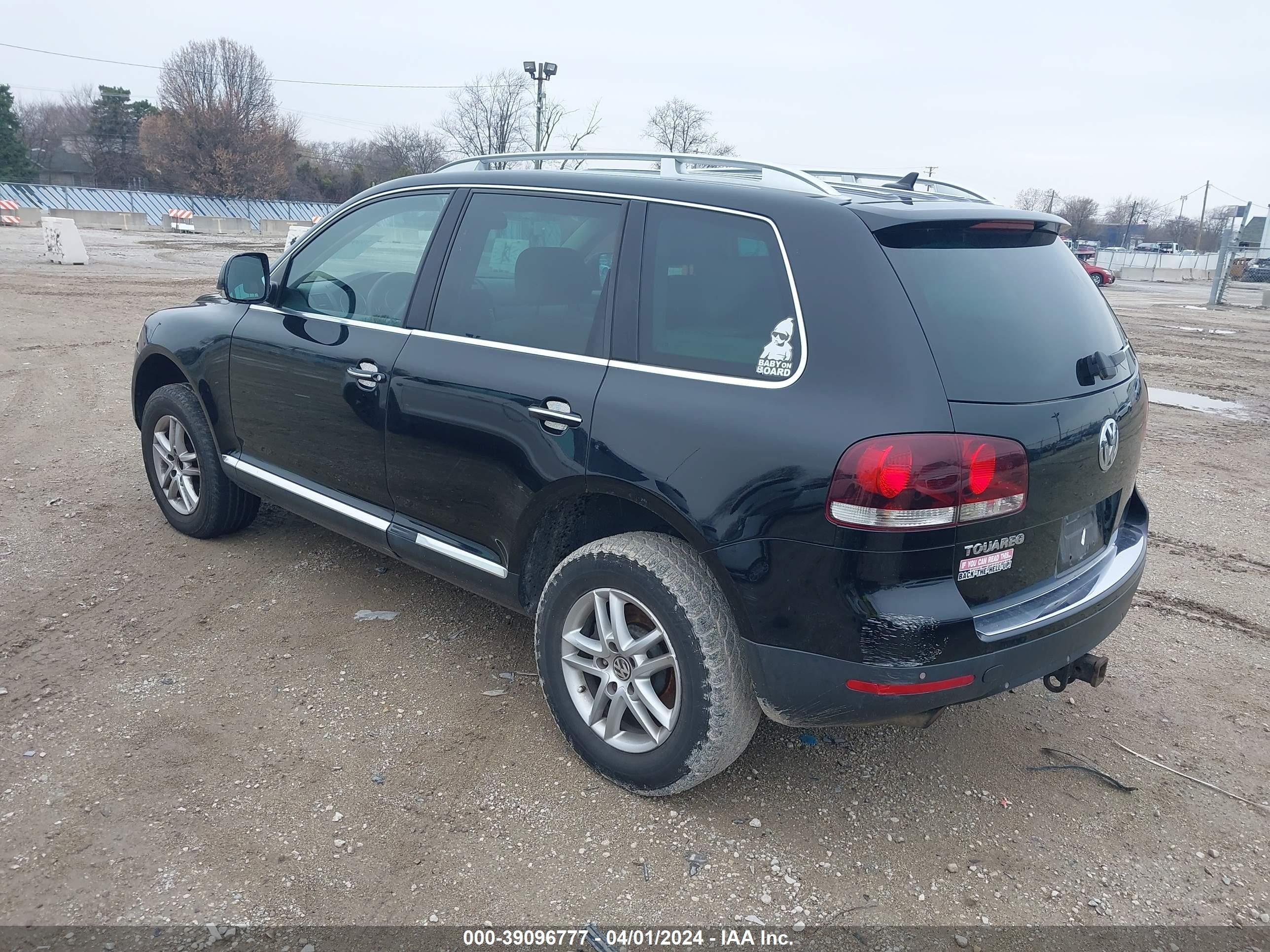 Photo 2 VIN: WVGBE77L08D002818 - VOLKSWAGEN TOUAREG 