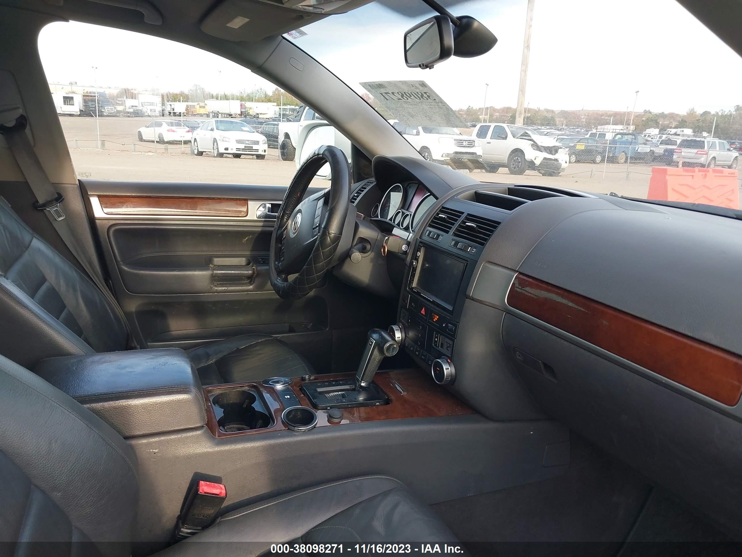 Photo 4 VIN: WVGBE77L19D007480 - VOLKSWAGEN TOUAREG 