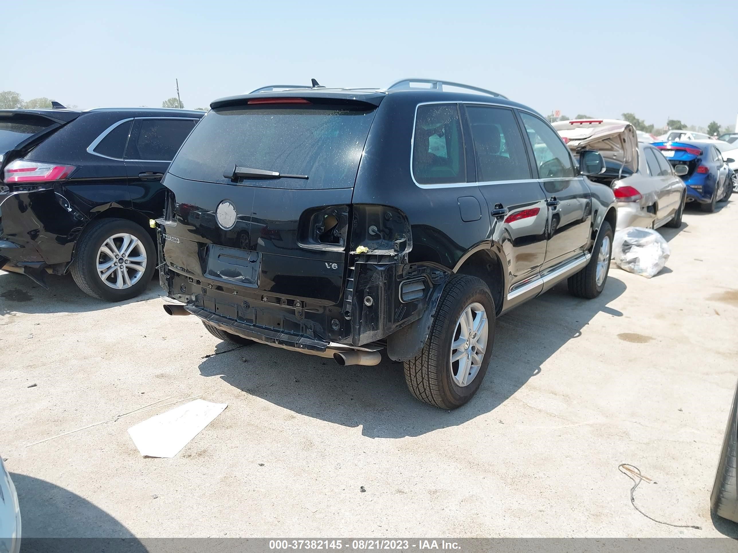 Photo 3 VIN: WVGBE77L38D045937 - VOLKSWAGEN TOUAREG 