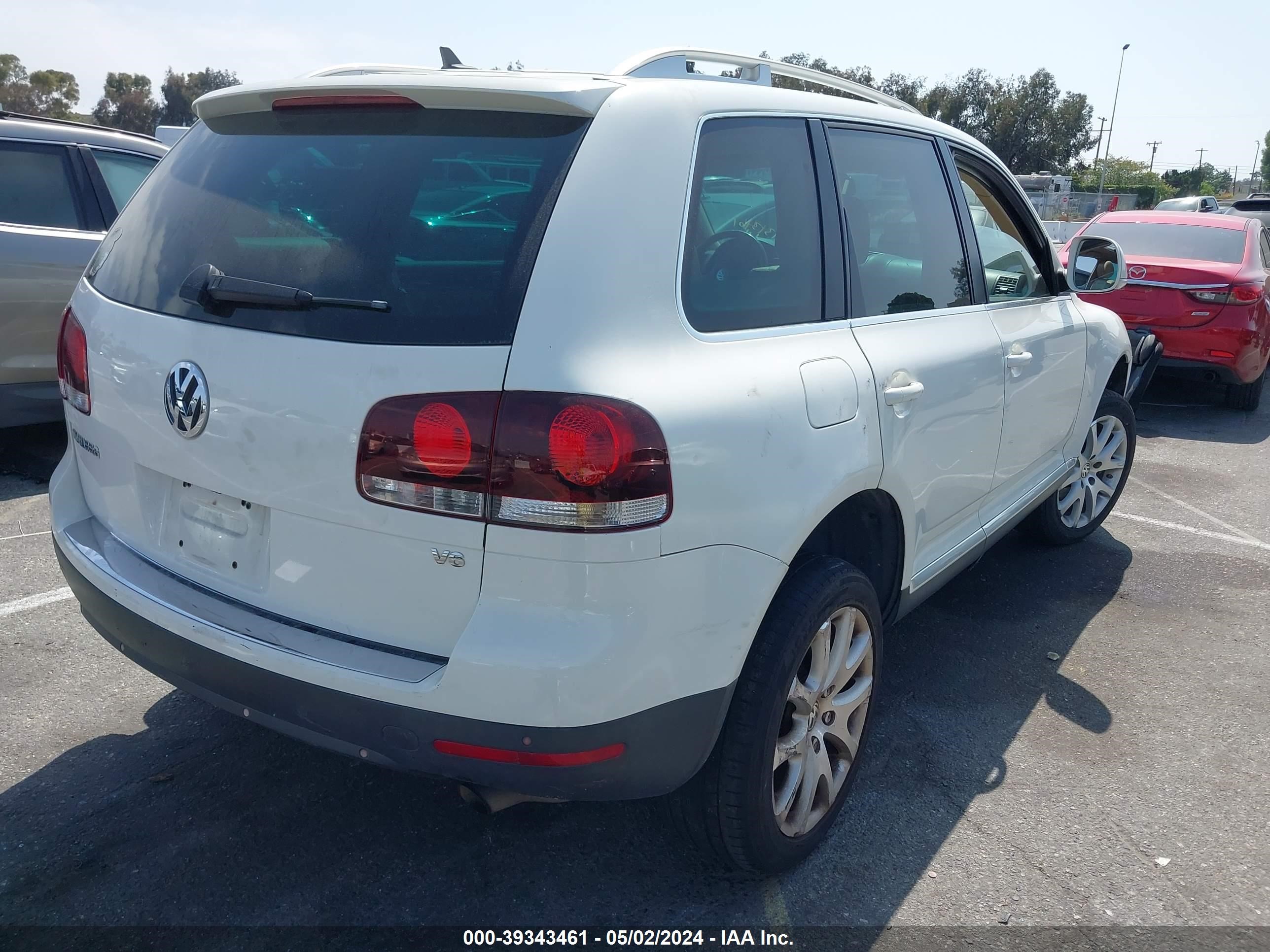 Photo 3 VIN: WVGBE77L58D043624 - VOLKSWAGEN TOUAREG 