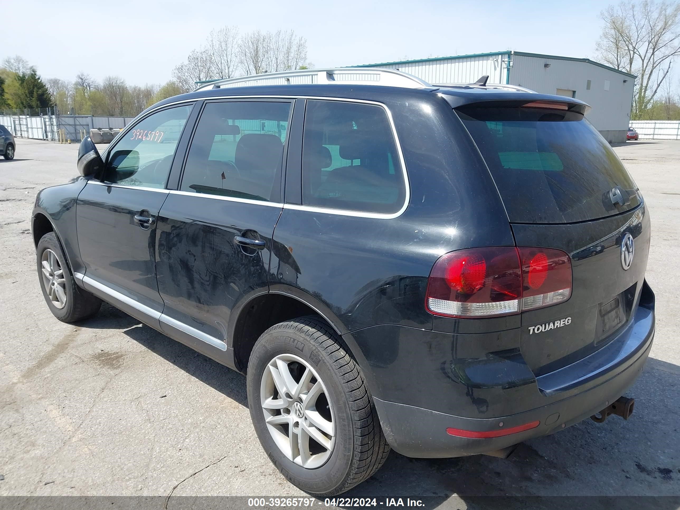 Photo 2 VIN: WVGBE77L78D003710 - VOLKSWAGEN TOUAREG 